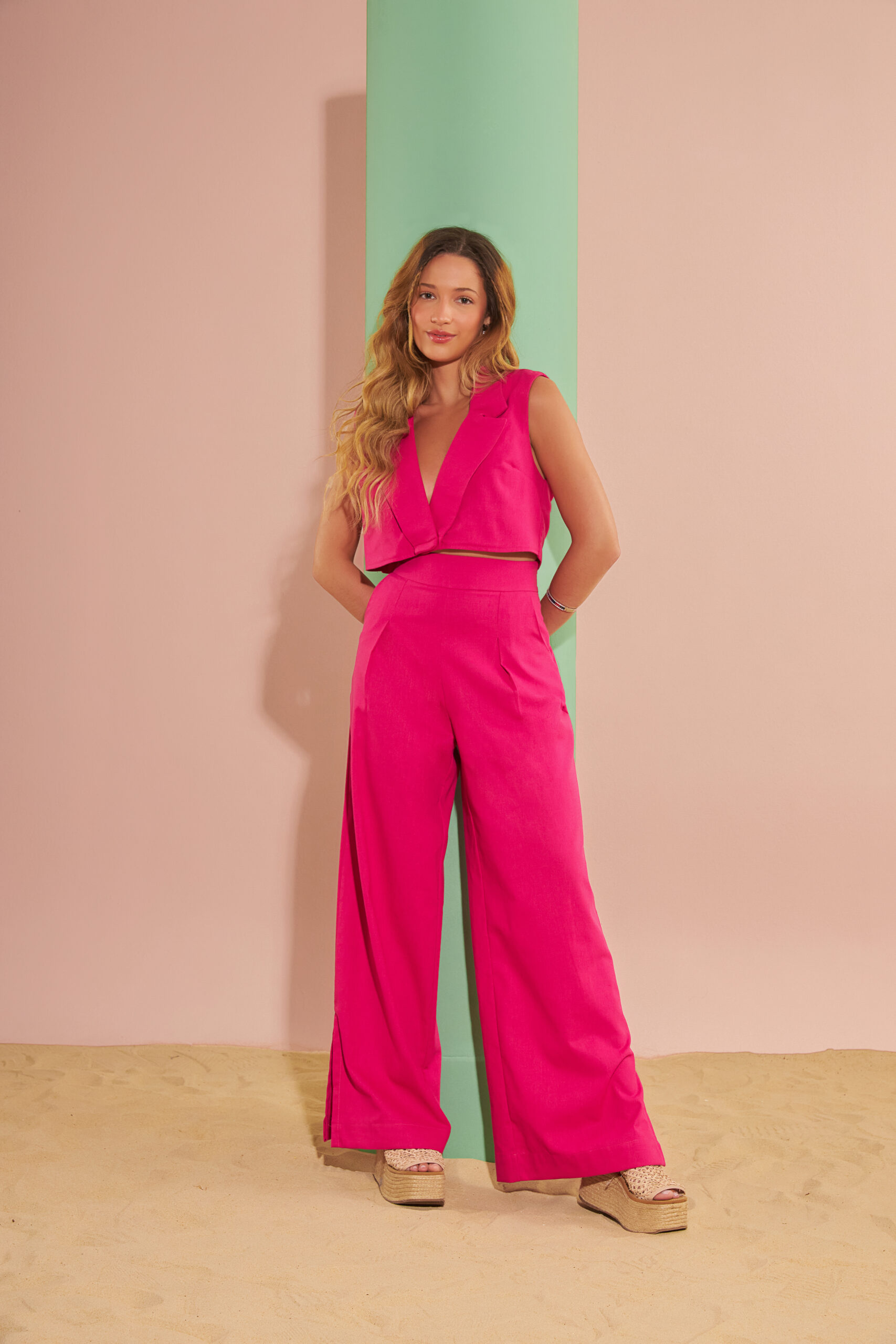 Semi Cropped Barbara